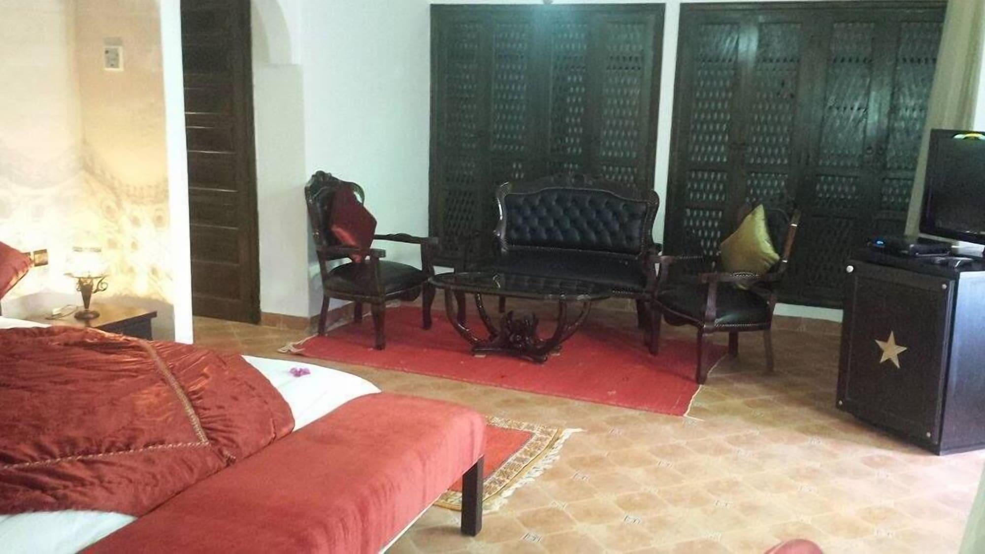 迪亚曼特德扎拉巴住宿加早餐旅馆 Douar bou Azza 外观 照片